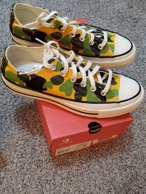 Converse Womens Yellow & Green Camo Low-Top Sneakers